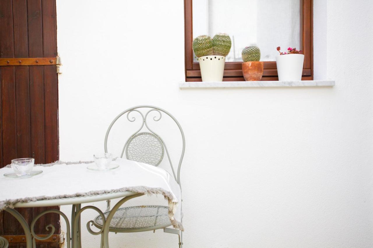 Mamu Apartment ألغيرو المظهر الخارجي الصورة
